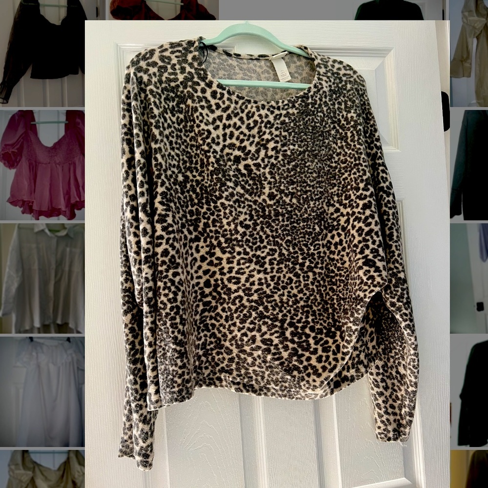 Cheetah print cropped sweater